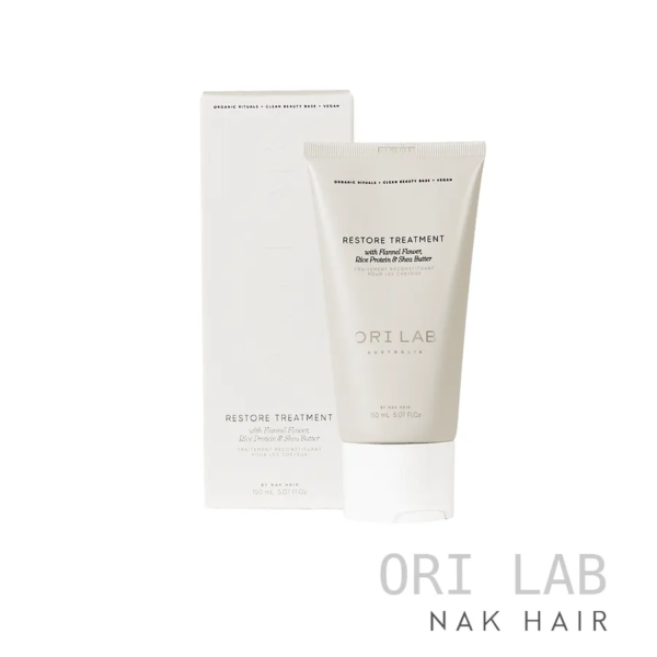 Ori Lab Restore Treatment, tratamiento restaurador diseñado para hidratar y desenredar delicadamente todo tipo de cabellos, dejándolos suaves, lisos y ligeros.